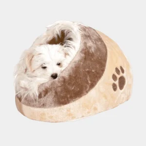 Perro pequeño descansando en una Cueva Minou Trixie beige para mascotas pequeñas con detalle de huell
