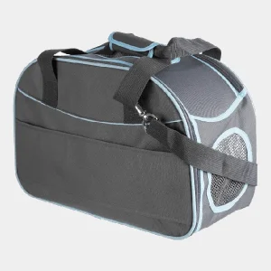Bolsa de transporte para mascotas de color gris con acentos azules y malla transpirable, ideal para un transporte seguro y cómodo para perros pequeños