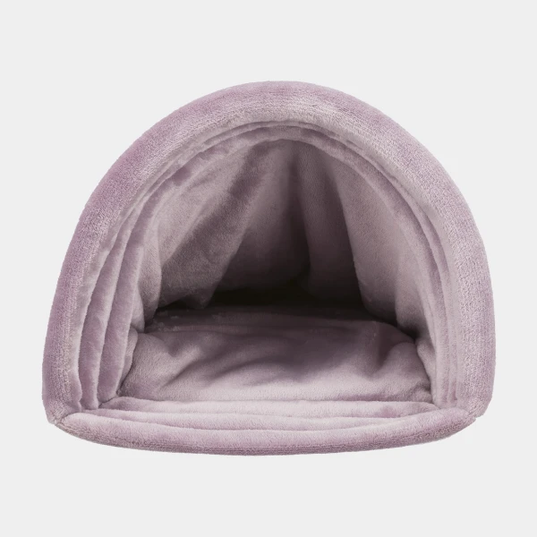 Vista frontal del interior de la cueva para perros pequeños, hecha de felpa suave en color lila, proporcionando un espacio acogedor y seguro para el descanso de tu mascota