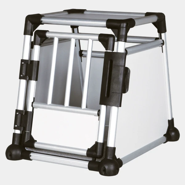 Estructura detallada de un transportín de aluminio para coches, mostrando su construcción robusta y los cierres de seguridad, ideal para el transporte seguro de mascotas en vehículos