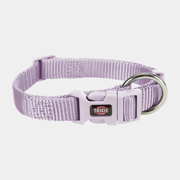 Collar ajustable para perros Trixie en color lavanda con hebilla de seguridad y anillo para correa