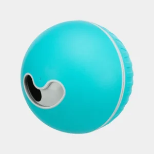 Pelota para meter comida perro – Juguete interactivo en color azul Imagen de una pelota para meter comida perro en color azul, diseñada para estimular la mente y el cuerpo de tu mascota mientras la alimenta de manera divertida y saludable